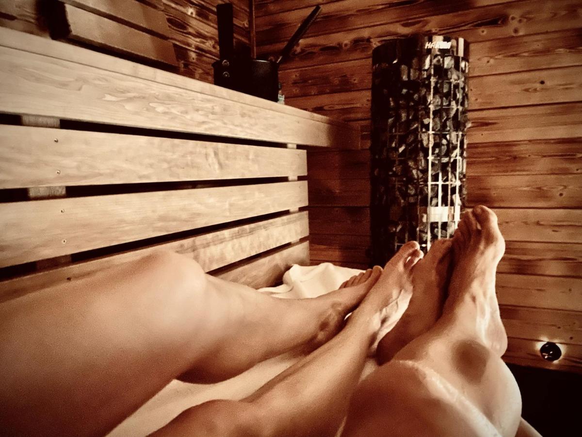 Luxapart Eifel Mit Privater Sauna Harscheid Exterior photo